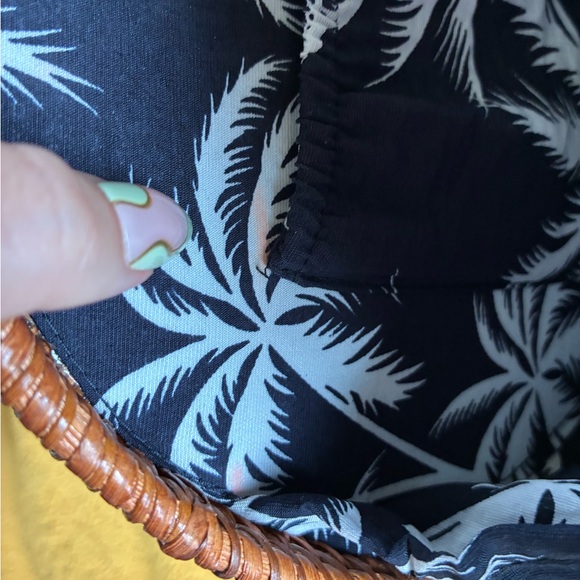 TROPIC// Brown Woven Crossbody Bag - Picture 9 of 10